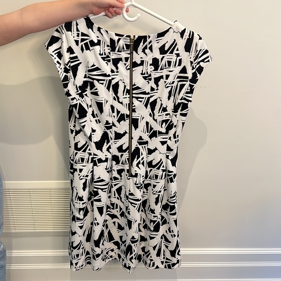 Michael Kors zippered dress - Picture 2 of 7